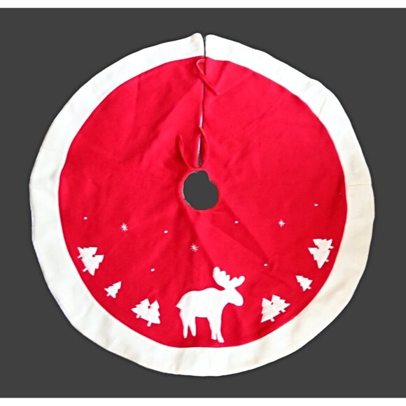 Vintage Christmas Tree Skirt Moose Applique Cottage Core - Picture 1 of 3
